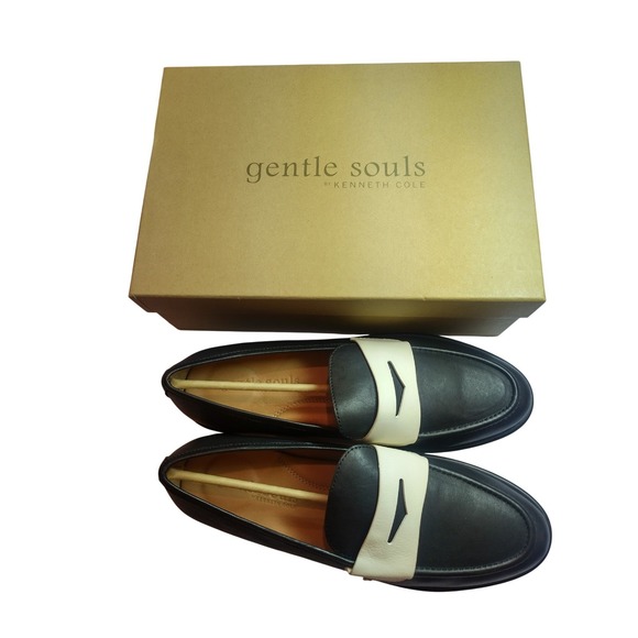 Gentle Souls Kenneth Cole Cybil Black Leather Penny Loafers Womens 11 GS24CYB05 - Picture 7 of 8